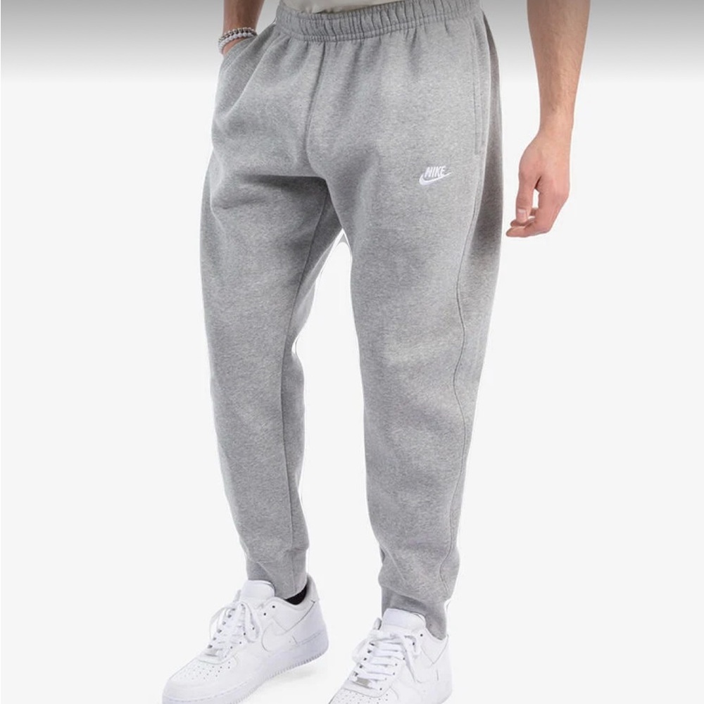 NIKE sweatpants